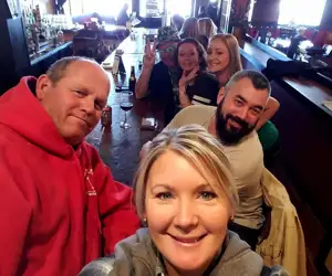 Friends at the bar 