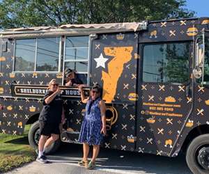 STH Food Truck with owners Barb & Rosie 